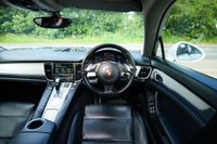 USED 2015 15 PORSCHE PANAMERA 3.0D V6 Hatchback 5dr Diesel TiptronicS Euro 5 (s/s) (300 ps) 