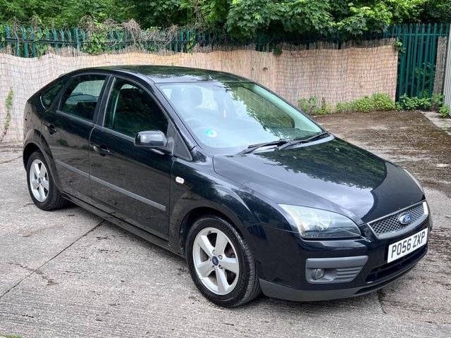 View our Ford Focus 1.6 Zetec Climate Hatchback 5dr Petrol Manual (161 g/km, 99 bhp)
