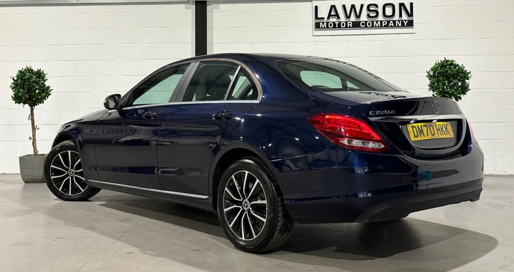 USED 2020 70 MERCEDES-BENZ C-CLASS 2.0 C220d SE Saloon 4dr Diesel G-Tronic+ Euro 6 (s/s) (194 ps) 