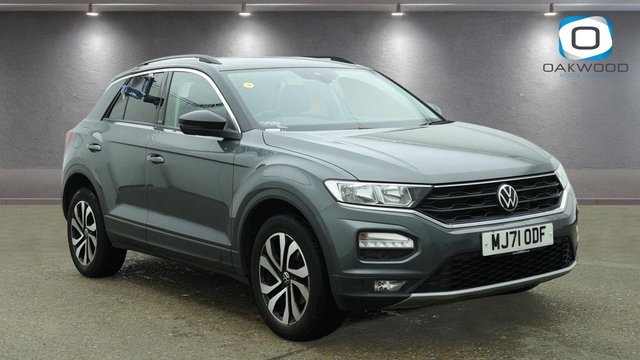 View our Volkswagen T-Roc 1.0 TSI Active SUV 5dr Petrol Manual Euro 6 (s/s) (110 ps)