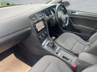 USED 2017 17 VOLKSWAGEN GOLF 1.6TDI SE NAVIGATION 115 BLUEMOTION 