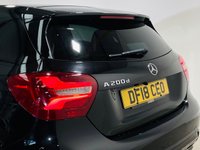 USED 2018 18 MERCEDES-BENZ A-CLASS 2.1 A200d WhiteArt Hatchback 5dr Diesel Manual Euro 6 (s/s) (136 ps) Apple CarPlay | Reversing Camera | Bluetooth | Sat Nav | WhiteArt |