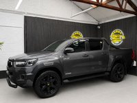 USED 2021 TOYOTA HI-LUX 2.8 D-4D Invincible X Pickup Double Cab 4dr Diesel Manual 4WD Euro 6 (s/s) (204 ps) DELIVERY AVAILABLE