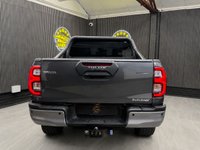 USED 2021 TOYOTA HI-LUX 2.8 D-4D Invincible X Pickup Double Cab 4dr Diesel Manual 4WD Euro 6 (s/s) (204 ps) DELIVERY AVAILABLE