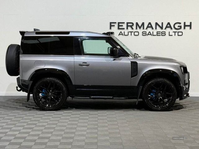 View our LAND ROVER DEFENDER