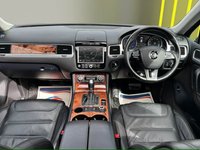 USED 2012 62 VOLKSWAGEN TOUAREG 3.0 TDI V6 BlueMotion Tech SE SUV 5dr Diesel Tiptronic 4WD Euro 5 (s/s) (245 ps) 