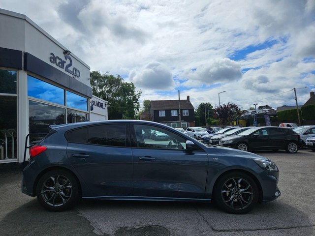 View our FORD FOCUS