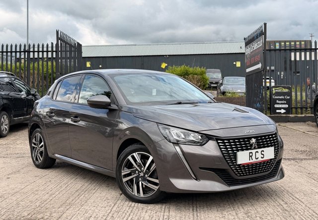 View our Peugeot 208 range
