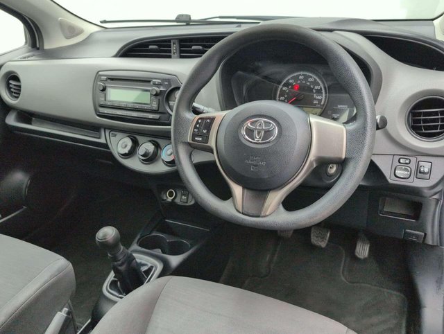 USED 2015 15 TOYOTA YARIS 1.0 Yaris Active VVT-i 3dr CLICK+COLLECT / HOME DELIVERY