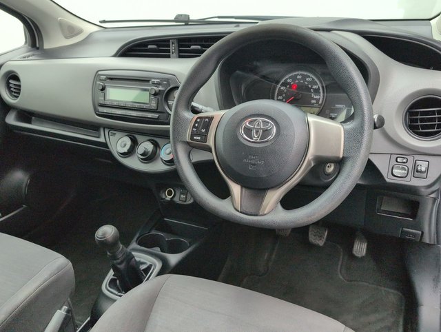 USED 2015 15 TOYOTA YARIS 1.0 Yaris Active VVT-i 3dr CLICK+COLLECT / HOME DELIVERY
