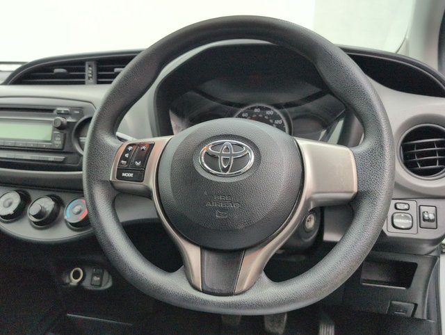 USED 2015 15 TOYOTA YARIS 1.0 Yaris Active VVT-i 3dr CLICK+COLLECT / HOME DELIVERY