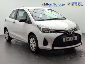 2015 TOYOTA YARIS