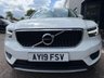 USED 2019 19 VOLVO XC40 1.5 T3 Momentum SUV 5dr Petrol Manual Euro 6 (s/s) (156 ps) WINTER PACK + REAR CAMERA