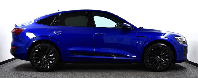 USED 2023 73 AUDI Q8 E-TRON 50 S line Sportback 5dr Electric Auto quattro 95kWh (11kW Charger) (340 ps) AirSus | Matrix LEDs | Stealth
