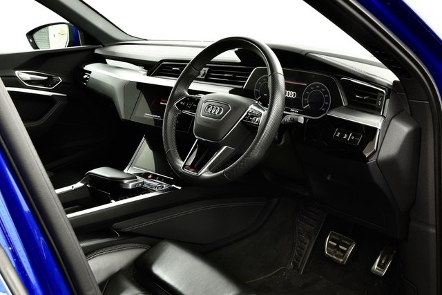 USED 2023 73 AUDI Q8 E-TRON 50 S line Sportback 5dr Electric Auto quattro 95kWh (11kW Charger) (340 ps) AirSus | Matrix LEDs | Stealth