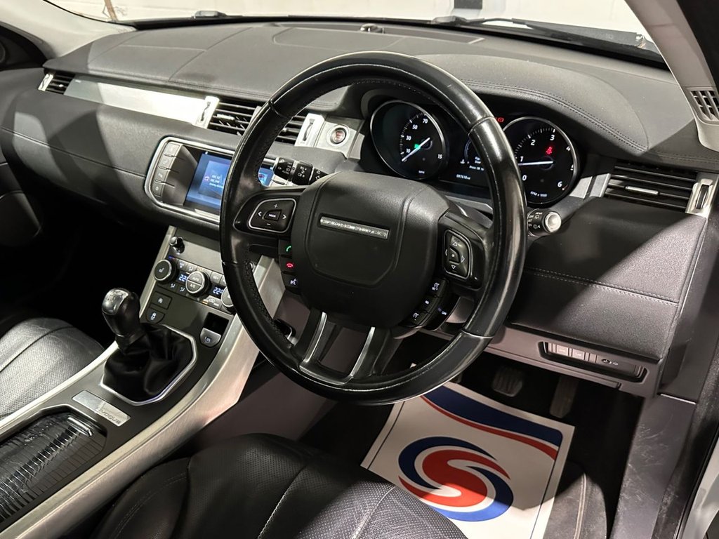 USED 2015 65 LAND ROVER RANGE ROVER EVOQUE 2.0 eD4 SE Tech SUV 5dr Diesel Manual FWD Euro 6 (s/s) (150 ps) 