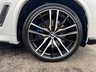 USED 2019 11 BMW X5 3.0 M50d SUV 5dr Diesel Auto xDrive Euro 6 (s/s) (400 ps) * HUGE SPEC LIST * SKY LOUNGE PANORAMIC SUNROOF * COMFORT + TECH PACK * VISIBILITY PACK * LAZER LIGHTS * HEATED STEERING WHEEL * HEATED FRONT + REAR COMFORT LEATHER SEATS * 22