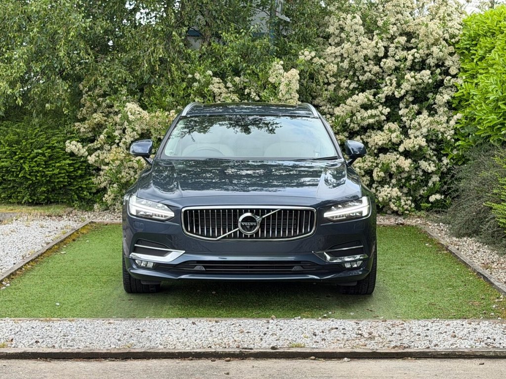USED 2019 69 VOLVO V90 2.0 D4 Inscription Plus Estate 5dr Diesel Auto Euro 6 (s/s) (190 ps) &pound;5K OPTIONS, 2 FORMER KEEPERS