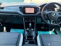 USED 2021 VOLKSWAGEN T-ROC 1.5 TSI EVO Design Cabriolet Kings Red Vienna Leather Petrol DSG Euro 6 (s/s) (150 ps) LOVELY SPEC T-ROC CABRIOLET VIENNA LEATHER LEATHER DISCOVER MEDIA NAVIGATION DAB PHONE PROJECTION
