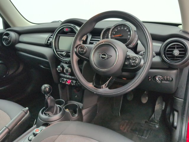 USED 2020 20 MINI HATCH 1.5 Cooper Classic 3dr CLICK+COLLECT / HOME DELIVERY