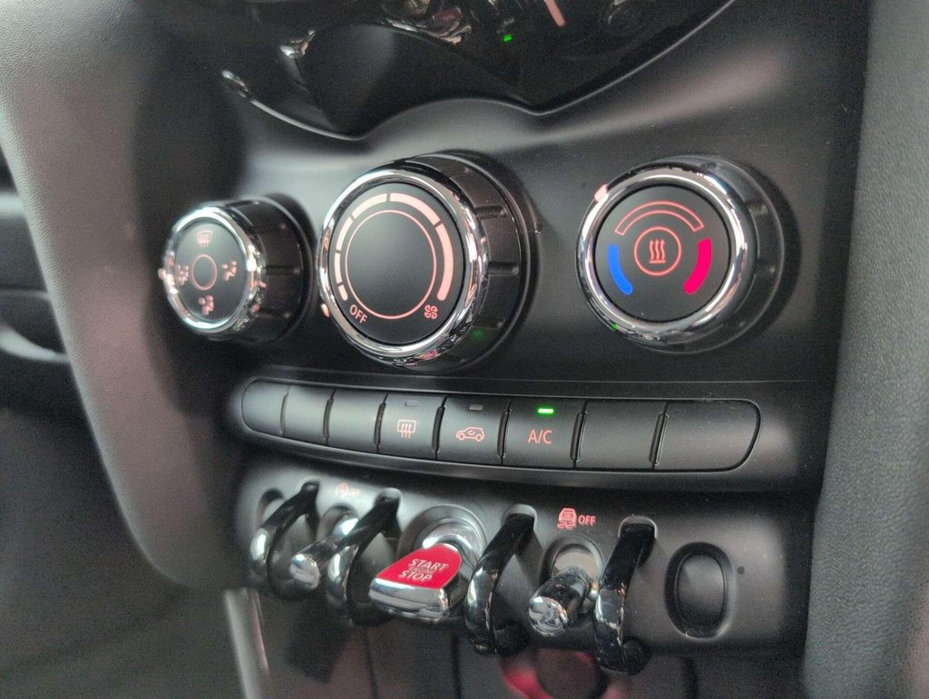 Used 2020 20 MINI HATCH 1.5 Cooper Classic 3dr CLICK+COLLECT / HOME DELIVERY