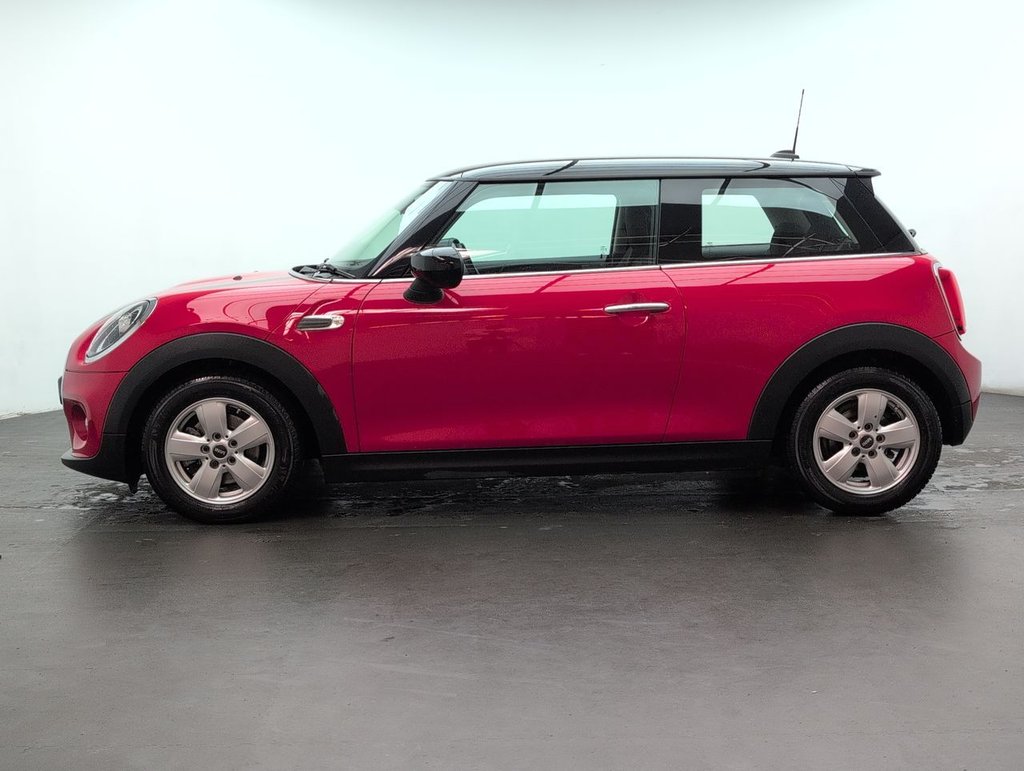 Used 2020 20 MINI HATCH 1.5 Cooper Classic 3dr CLICK+COLLECT / HOME DELIVERY