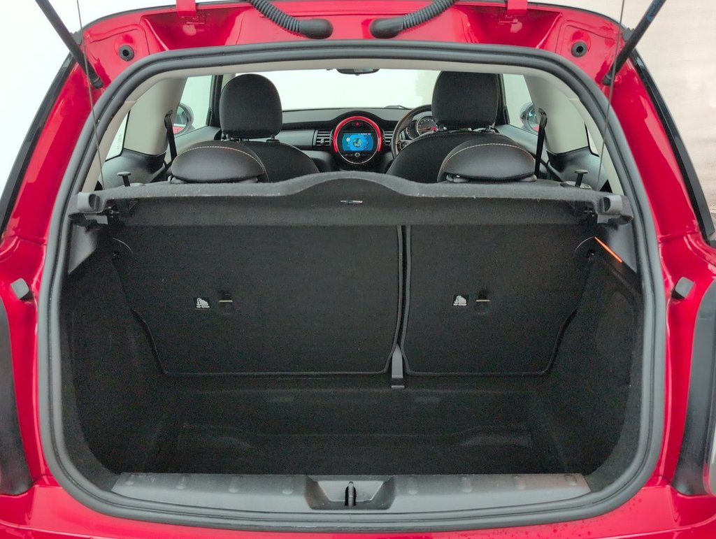 Used 2020 20 MINI HATCH 1.5 Cooper Classic 3dr CLICK+COLLECT / HOME DELIVERY