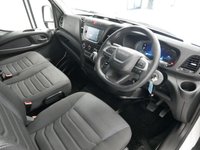 USED 2025 75 IVECO DAILY 2.3D 35S14 136 BHP XLWB 4100 HIGH ROOF BUSINESS AUTOMATIC AUTOMATIC | EXTRA LONG | BUSINESS PACK