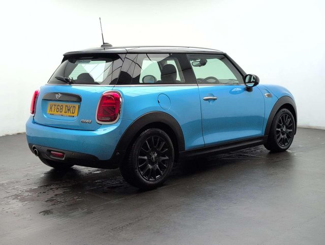 USED 2018 68 MINI HATCH 1.5 Cooper Classic 3dr CLICK+COLLECT / HOME DELIVERY