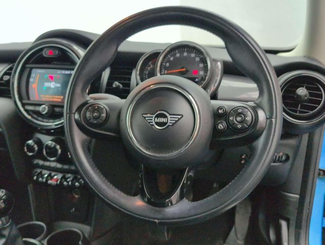 USED 2018 68 MINI HATCH 1.5 Cooper Classic 3dr CLICK+COLLECT / HOME DELIVERY