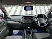 USED 2018 18 MITSUBISHI L200 2.4 DI-D DC 4Life Pickup Double Cab 4dr Diesel Manual 4WD Euro 6 (s/s) (154 ps) 