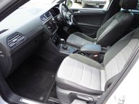 USED 2019 19 VOLKSWAGEN TIGUAN 2.0 TDI R-Line SUV 5dr Diesel DSG Euro 6 (s/s) (150 ps) 1 OWNER WITH FULL HISTORY