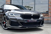 USED 2022 22 BMW 5 SERIES 2.0 520d MHT M Sport Saloon 4dr Diesel Hybrid Steptronic xDrive Euro 6 (s/s) (190 ps) M SPORT PRO / H&K / COMFORT PK