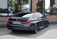 USED 2022 22 BMW 5 SERIES 2.0 520d MHT M Sport Saloon 4dr Diesel Hybrid Steptronic xDrive Euro 6 (s/s) (190 ps) M SPORT PRO / H&K / COMFORT PK