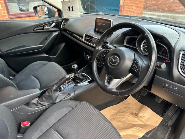 View our MAZDA MAZDA3