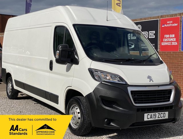 View our PEUGEOT BOXER