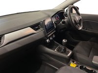 USED 2021 70 RENAULT CAPTUR 1.3 TCe Iconic SUV 5dr Petrol Manual Euro 6 (s/s) (130 ps) Sat Nav