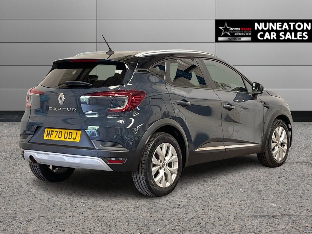 USED 2021 70 RENAULT CAPTUR 1.3 TCe Iconic SUV 5dr Petrol Manual Euro 6 (s/s) (130 ps) Sat Nav