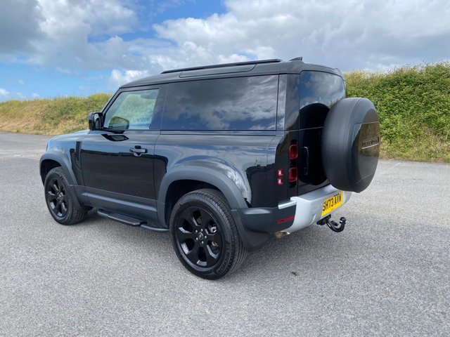 View our LAND ROVER DEFENDER