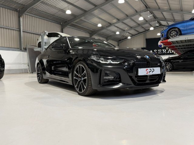 View our BMW 4 SERIES