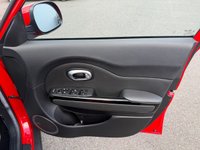 USED 2014 64 KIA SOUL 1.6 GDi Connect Plus SUV 5dr Petrol Manual Euro 5 (130 bhp) 