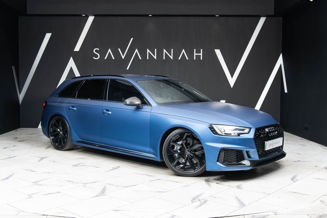 View our AUDI RS4 AVANT