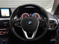 USED 2018 18 BMW 5 SERIES 2.0 530e 9.2kWh SE Saloon 4dr Petrol Plug-in Hybrid Auto Euro 6 (s/s) (252 ps) HEATED FRONT AND REAR SEATS