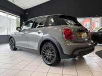 USED 2022 22 MINI HATCH 1.5 Cooper Classic Hatchback 5dr Petrol Manual Euro 6 (s/s) (136 ps) FULL MINI S/H + COMFORT PACK
