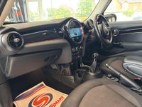 USED 2022 22 MINI HATCH 1.5 Cooper Classic Hatchback 5dr Petrol Manual Euro 6 (s/s) (136 ps) FULL MINI S/H + COMFORT PACK