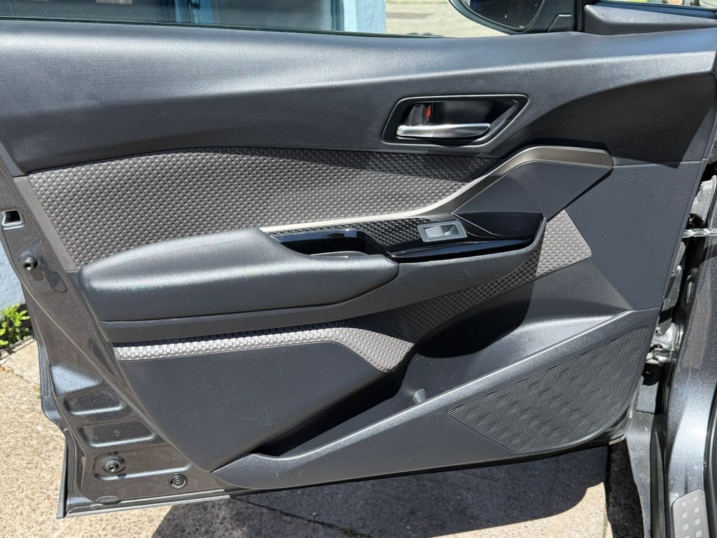 USED 2021 21 TOYOTA C-HR 1.8 VVT-h GPF Excel SUV 5dr Petrol Hybrid CVT Euro 6 (s/s) (122 ps) AUTO+HYBRID+TOYOTA HISTORY