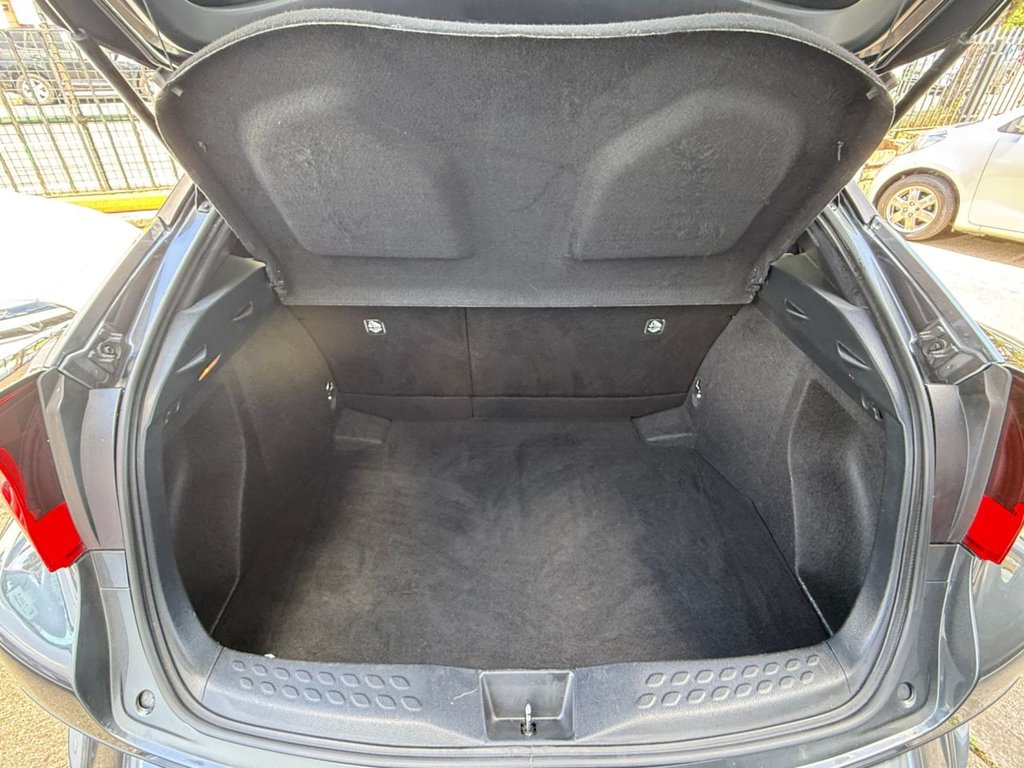 USED 2021 21 TOYOTA C-HR 1.8 VVT-h GPF Excel SUV 5dr Petrol Hybrid CVT Euro 6 (s/s) (122 ps) AUTO+HYBRID+TOYOTA HISTORY