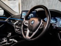 USED 2023 23 BMW 5 SERIES 2.0 530e 12kWh SE Saloon 4dr Petrol Plug-in Hybrid Steptronic Euro 6 (s/s) (292 ps) 