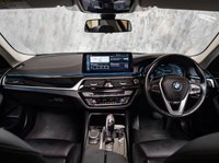 USED 2023 23 BMW 5 SERIES 2.0 530e 12kWh SE Saloon 4dr Petrol Plug-in Hybrid Steptronic Euro 6 (s/s) (292 ps) 