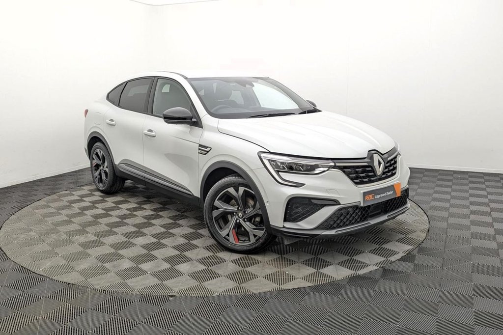 USED 2022 72 RENAULT ARKANA 1.6 E-TECH r.s. line SUV 5dr Petrol Hybrid Auto 2WD Euro 6 (s/s) (145 bhp) Sat Nav, Heated Seats, Keyless